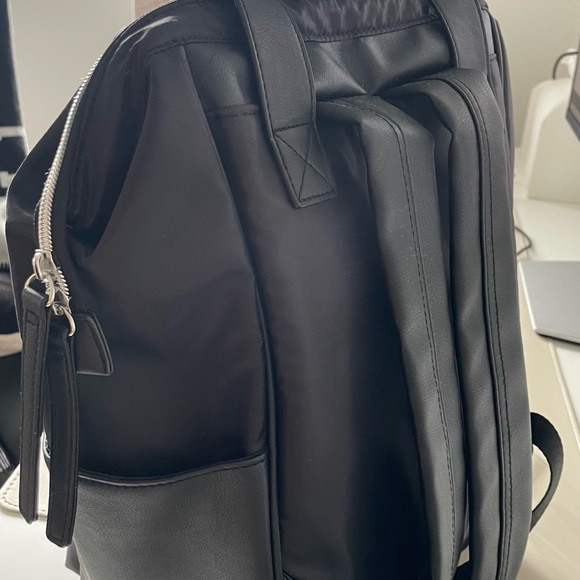 Baby diaper bag never used - Picture 4 of 6